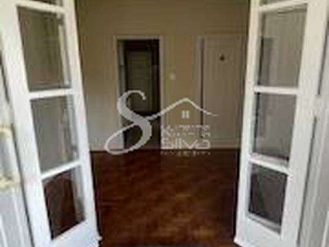 Apartamento para Locação em Petrópolis - 4